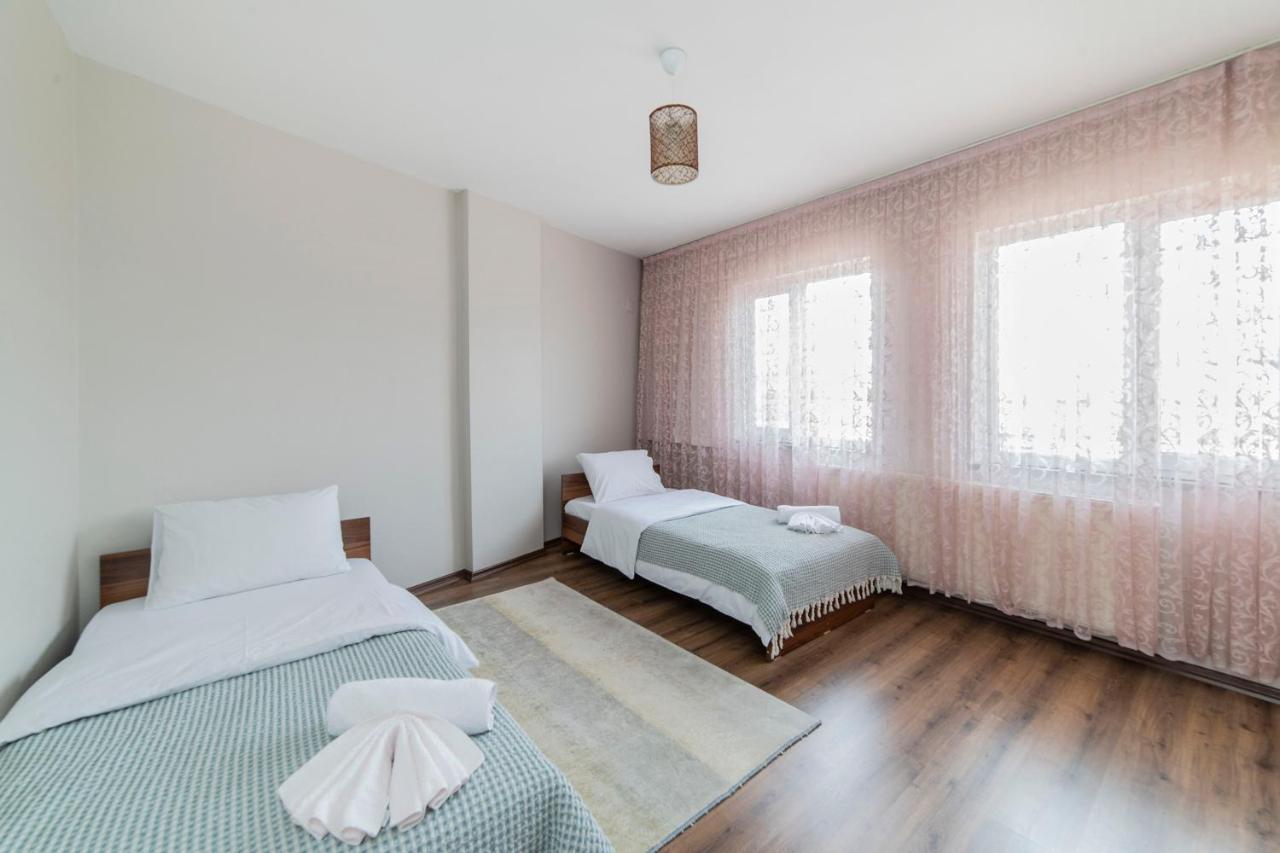 Centrally Located 2 Bedroom Apt With Netflix Bursa Eksteriør billede