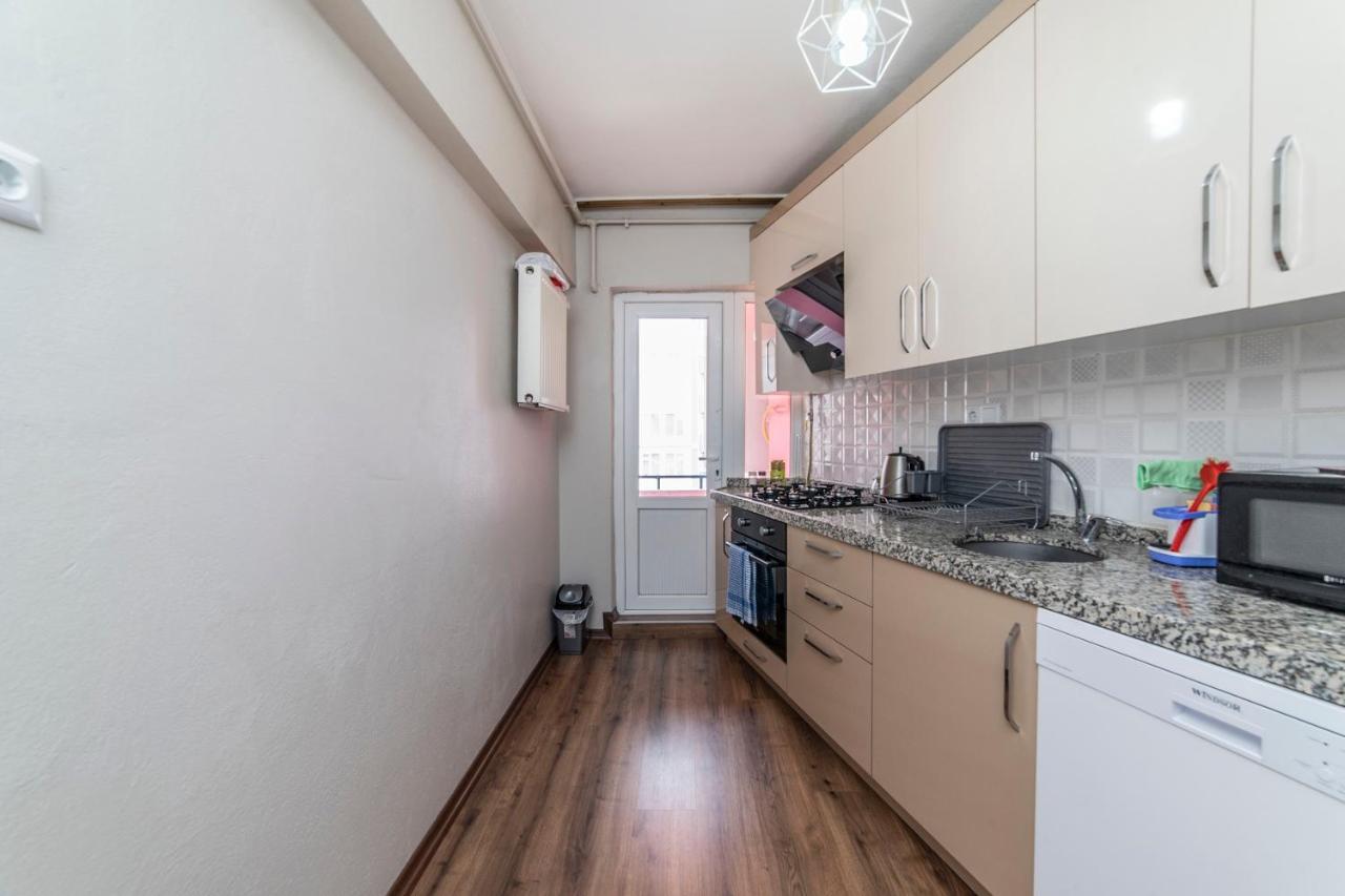 Centrally Located 2 Bedroom Apt With Netflix Bursa Eksteriør billede