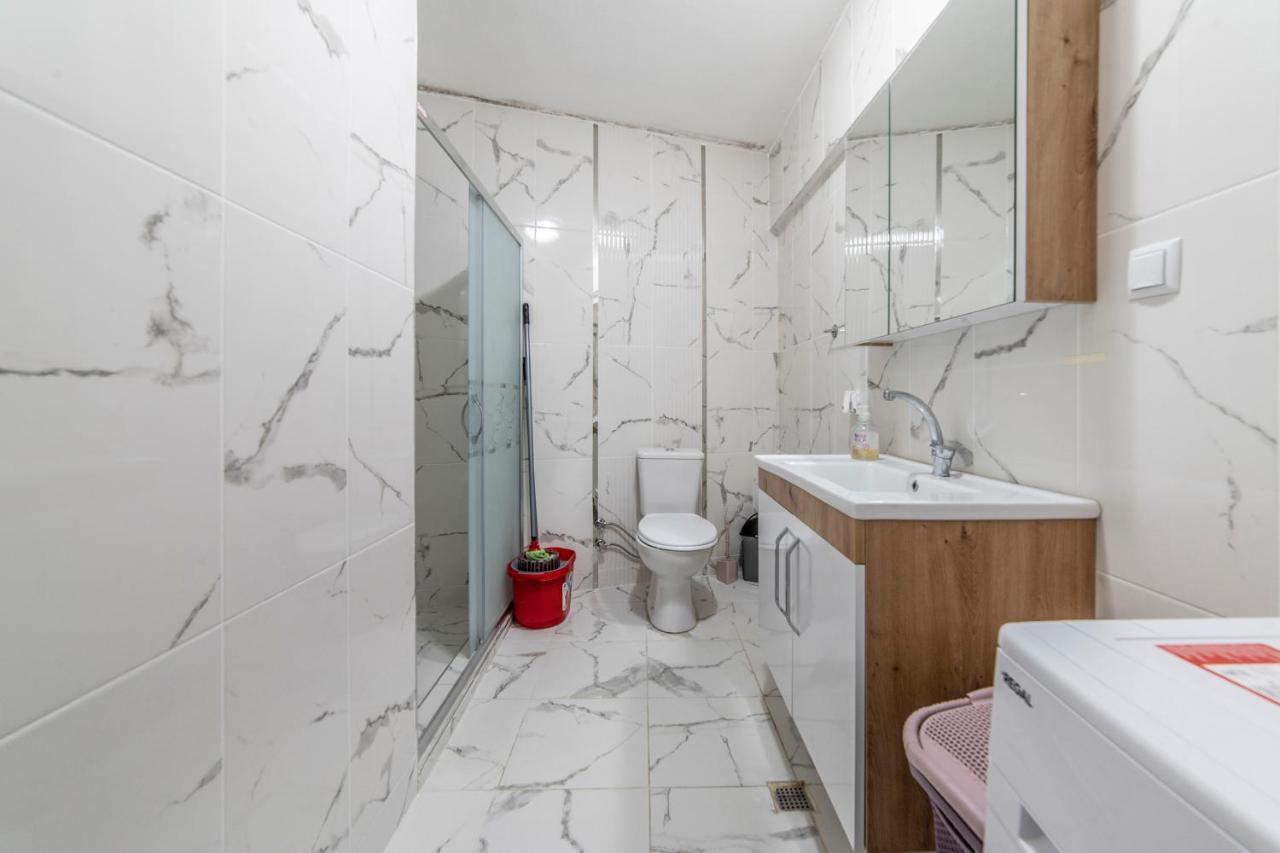 Centrally Located 2 Bedroom Apt With Netflix Bursa Eksteriør billede